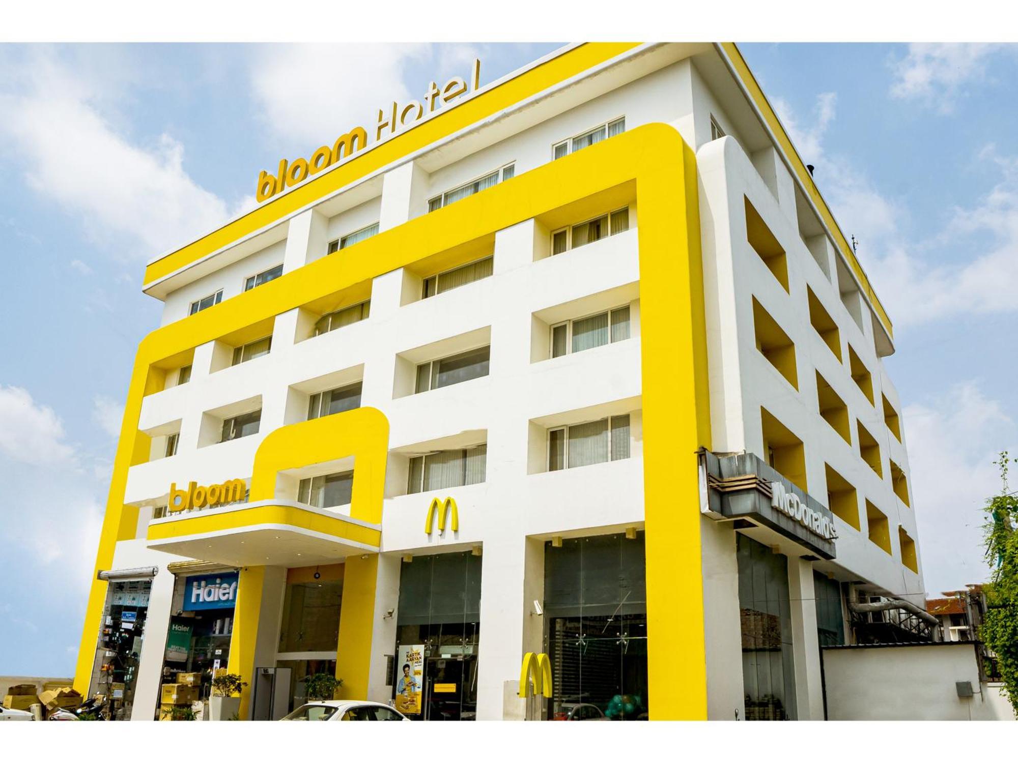 Bloom Hotel - Jammu Luaran gambar